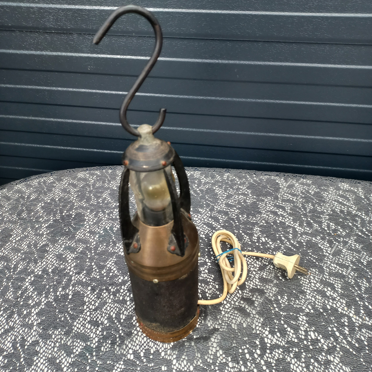 Oude mijnwerkerslamp.