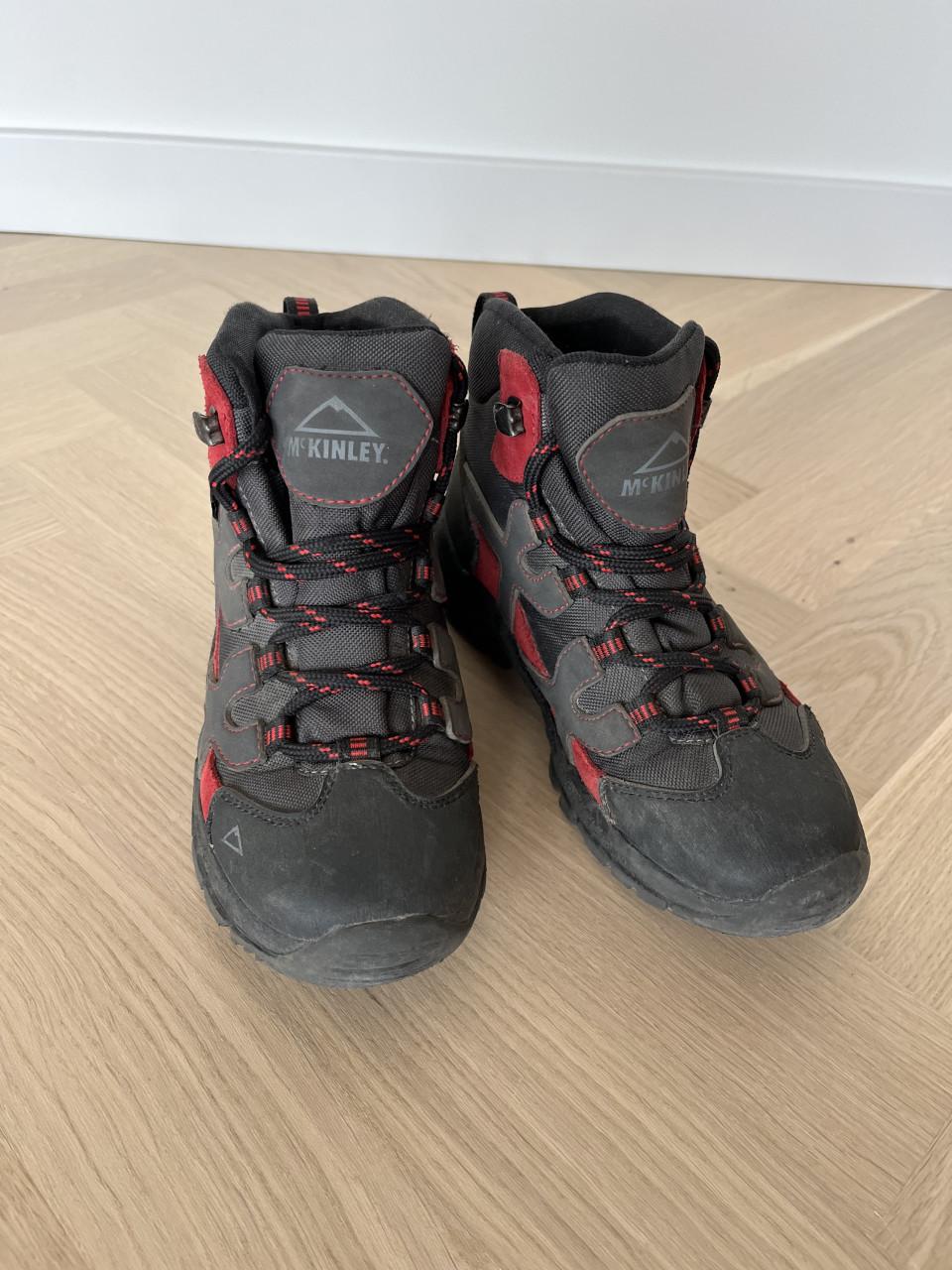 Bergschoenen McKinley maat 34