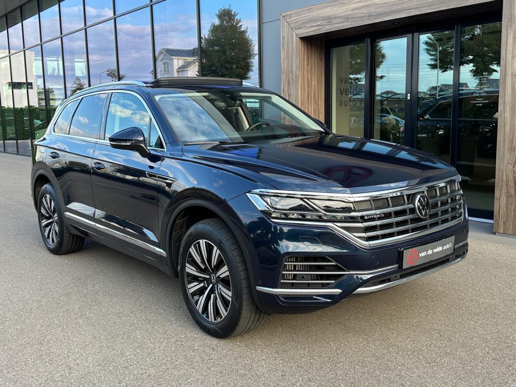 Volkswagen Touareg 3.0 tsi ehybrid 4motion elegance | panoramadak | head up