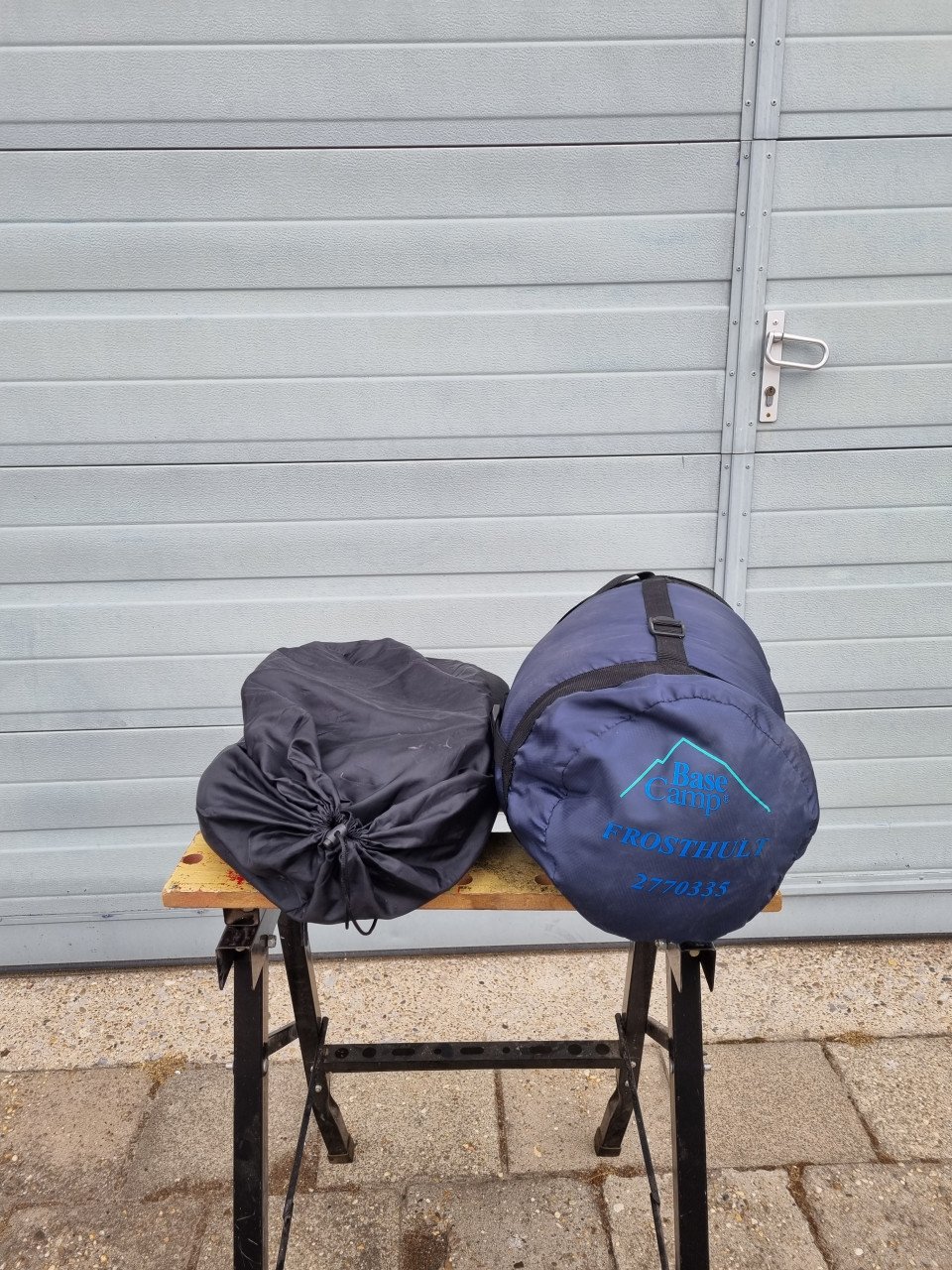Luchtbed en slaapzak