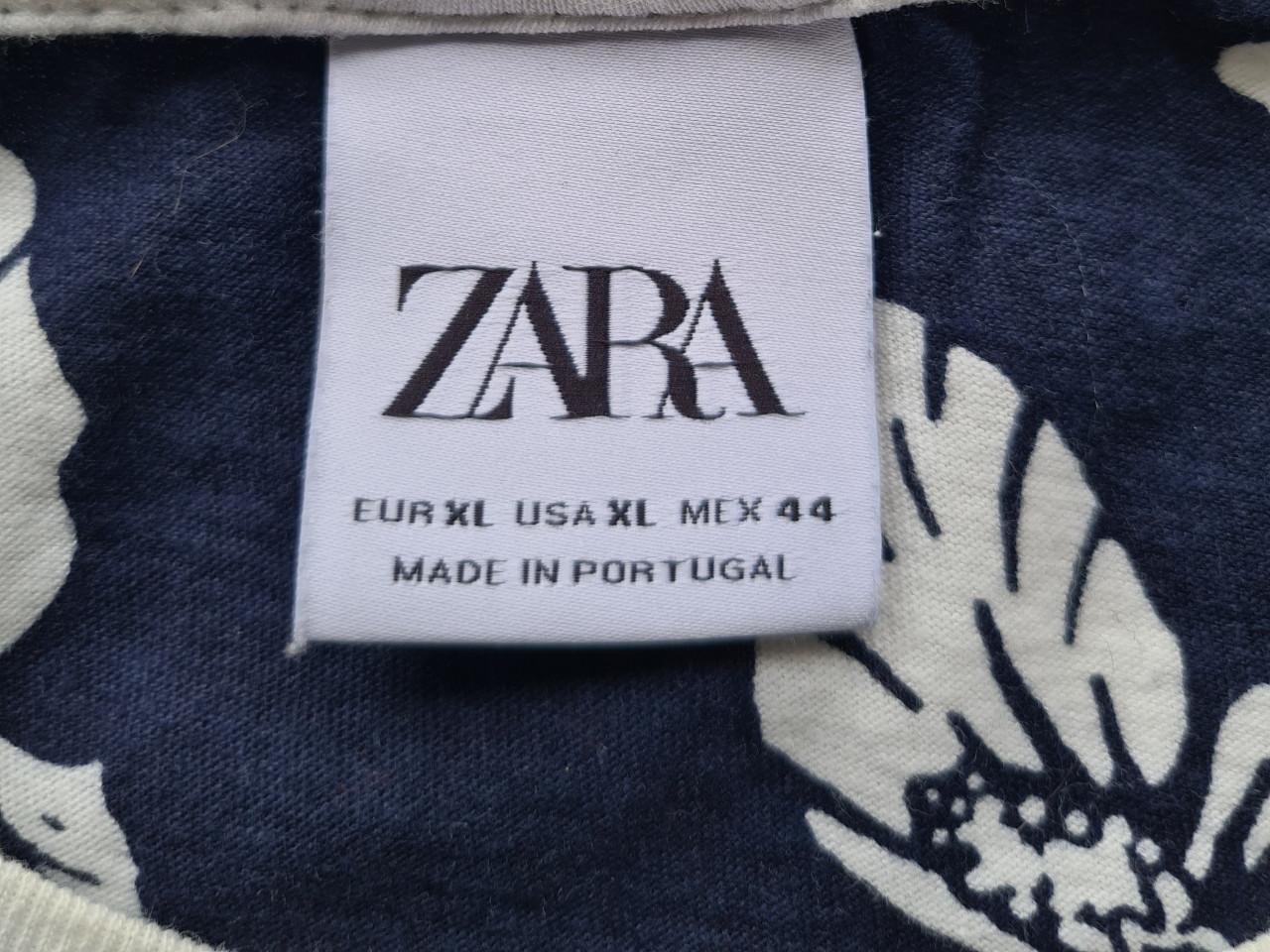 Zara heren blauw / ecru wit T-shirt Maat XL Lengte 74cm