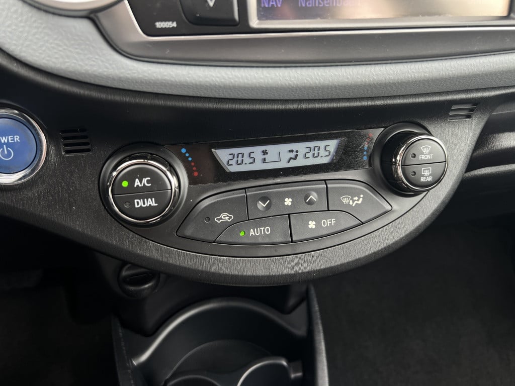 Toyota Yaris 1.5 full hybrid dyn.