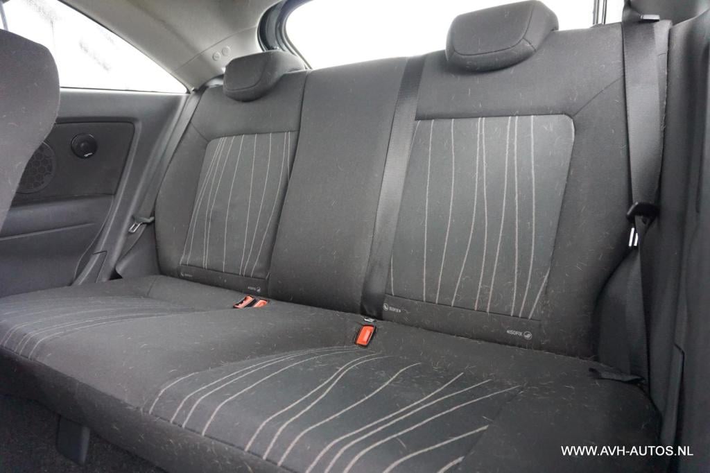 Opel Corsa 1.4-16v enjoy