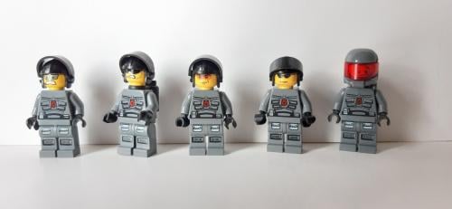 LEGO Minifigures Space Police 3: Officer 1, 2, 7, 10 en 14