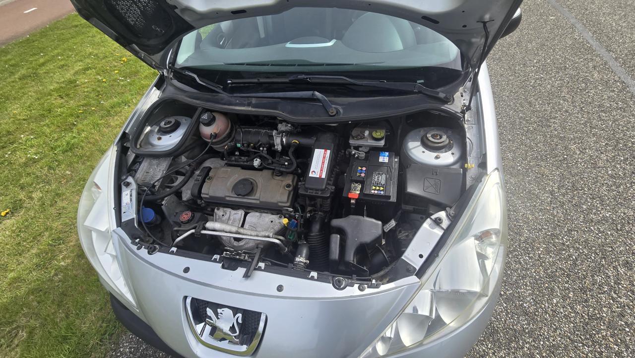 Peugeot 206+ 1.4 urban move 2012