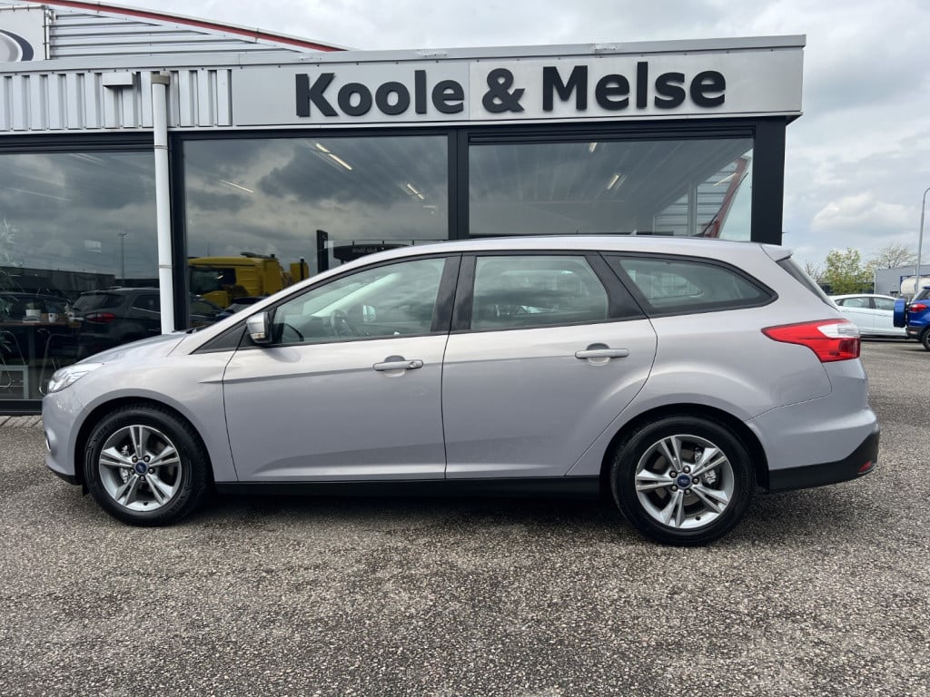 Ford Focus 1.0 ecoboost 100pk edition , trekhaak , voorruitverwarming