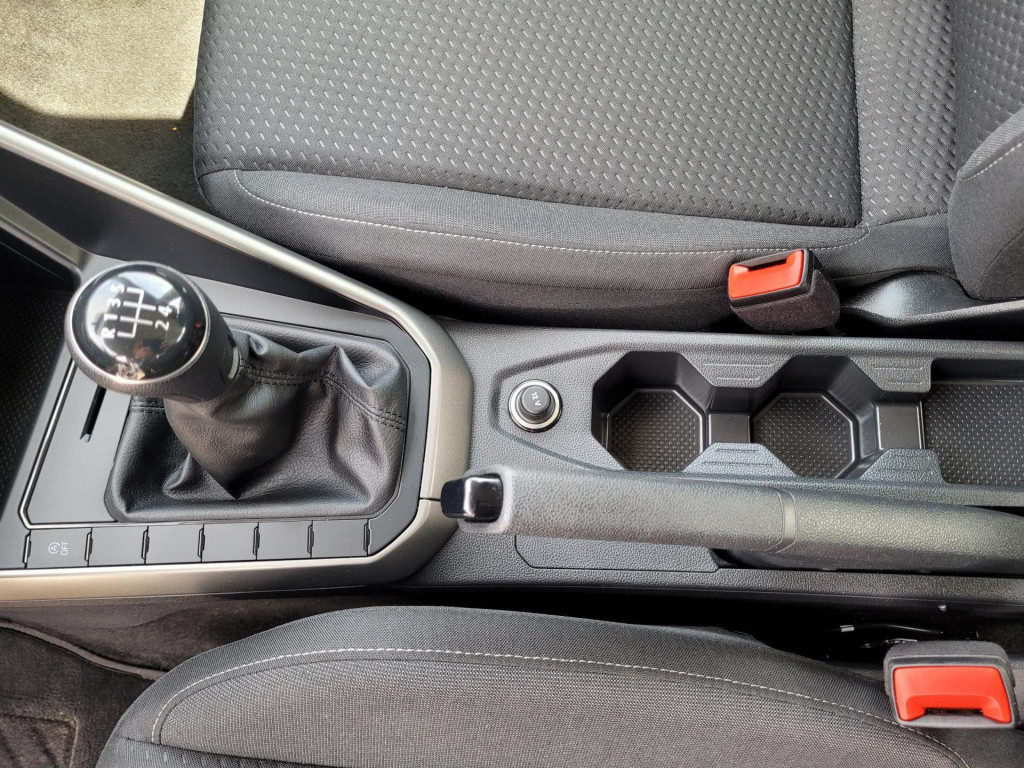 Volkswagen Polo 1.0 tsi highline