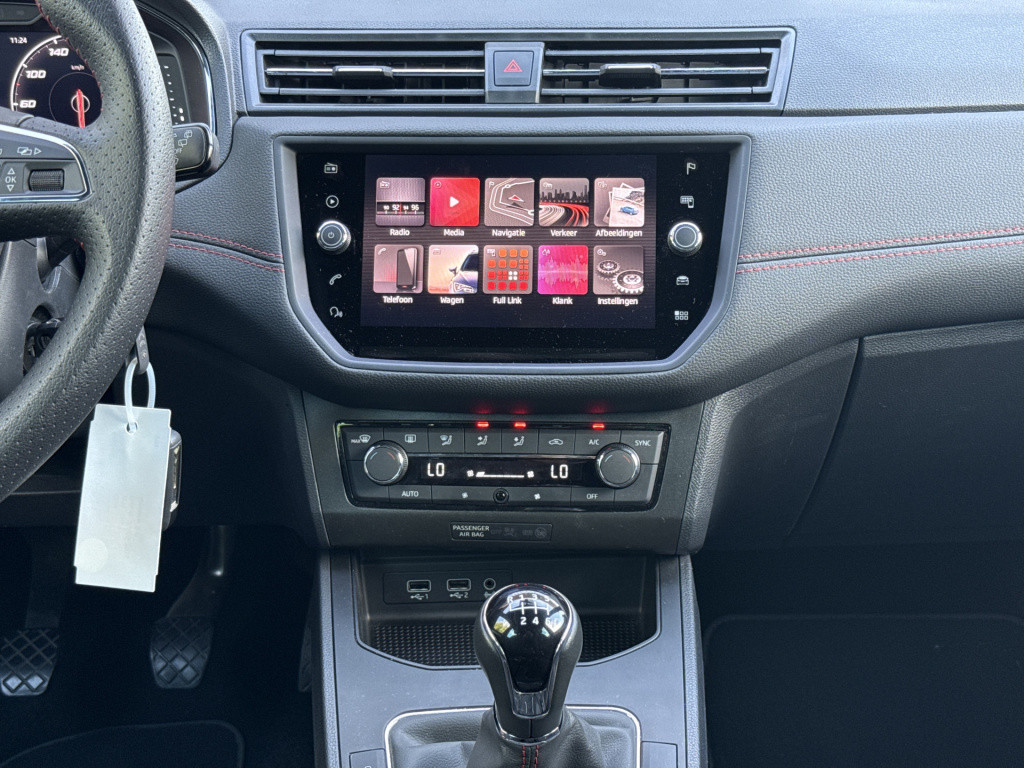 Seat Ibiza 1.0 tsi 116pk fr business intense | nl-auto | beats | virtual | 