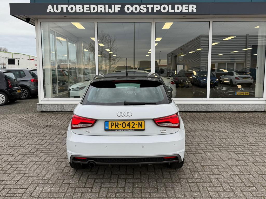 Audi A1 Sportback 1.0 tfsi adrenalin