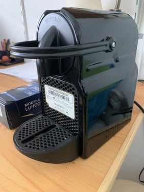 Nespresso magimix ( amper gebruikt)