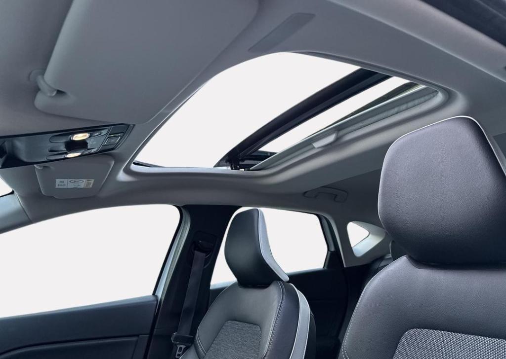 Renault Captur 1.3 tce 130 edc intens - schuif / kantel dak / automaat / al