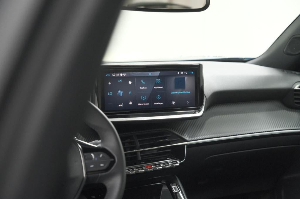 Peugeot E-2008 ev allure avantage 54 kwh | 98% soh | 11 kw lader | apple ca