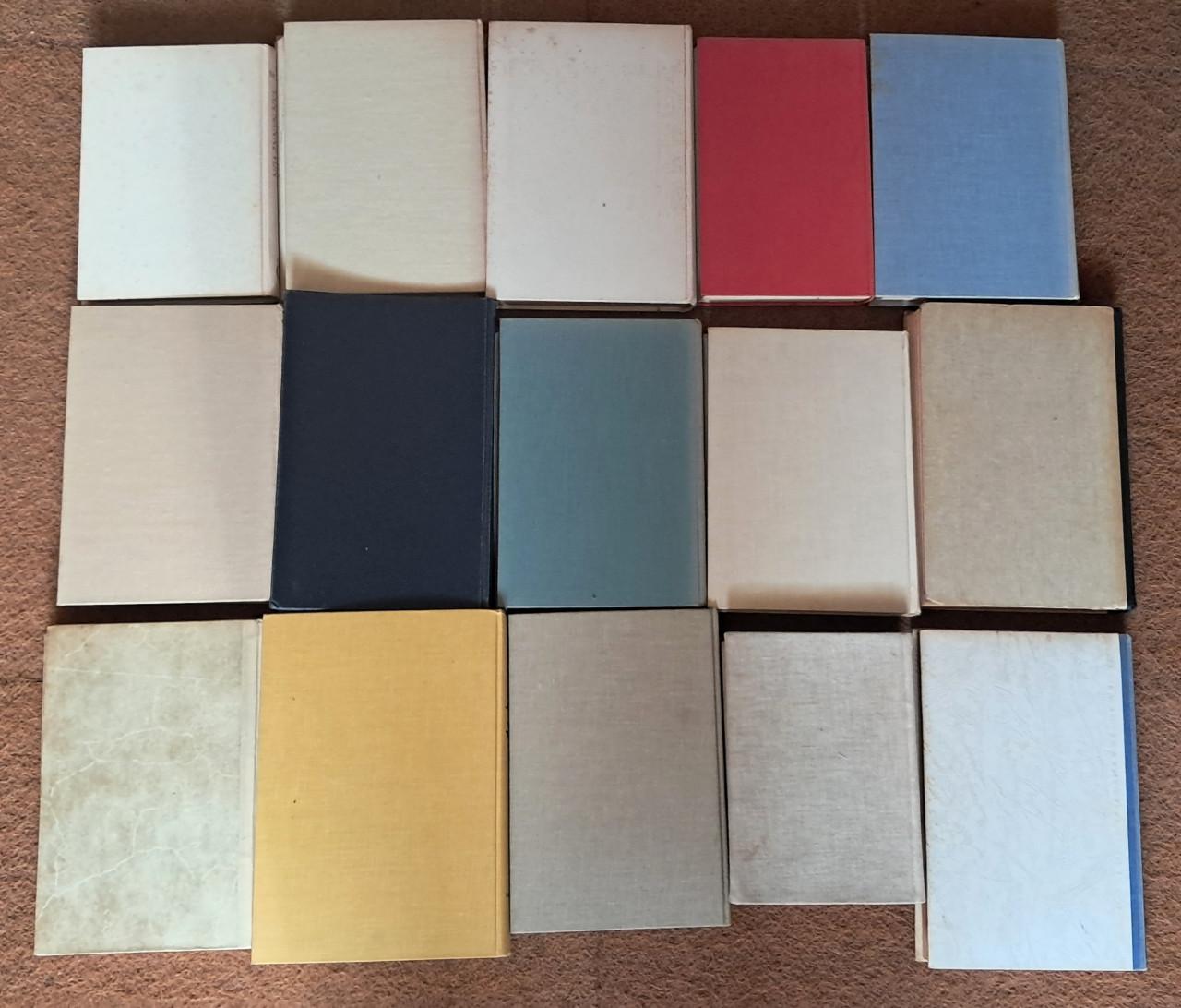 Oude jeugdboeken met harde kaft, in goede gebruikte staat