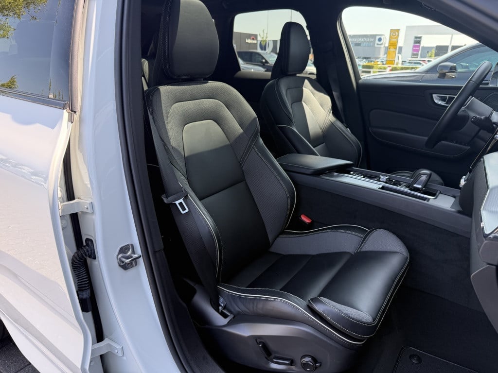 Volvo XC60 t6 340pk recharge r-design| adap.cruise| panodak| 360camera
