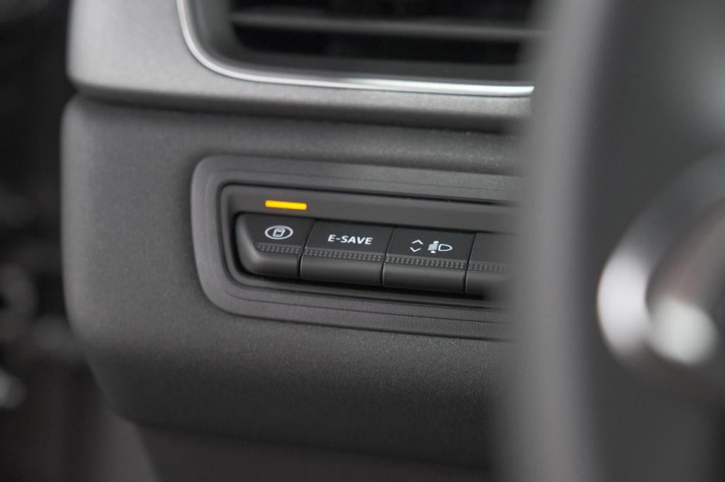 Renault Captur 1.6 e-tech full hybrid 145 techno | camera | navigatie | app