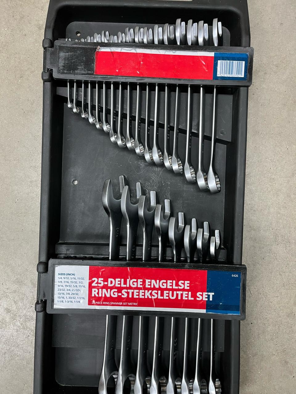 25 delige Engelse ring-steeksleutel set