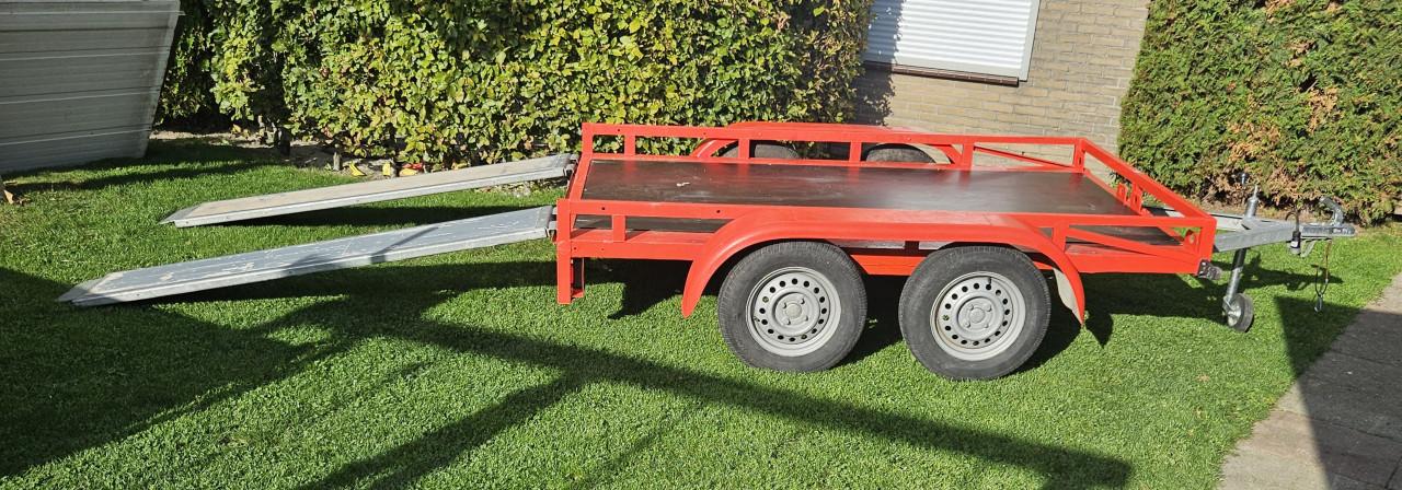 Mooie Aanhanger / Autoambulance