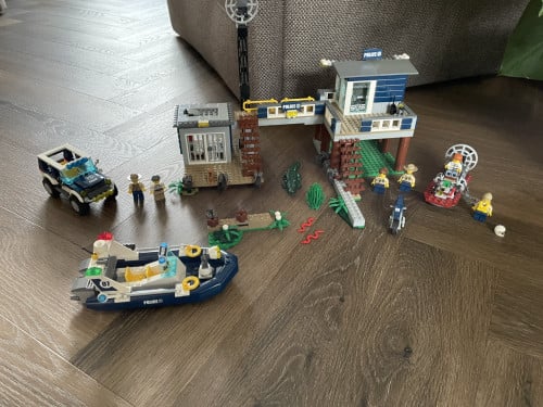 Lego City: Moeraspolitie hoofdbureau 60069