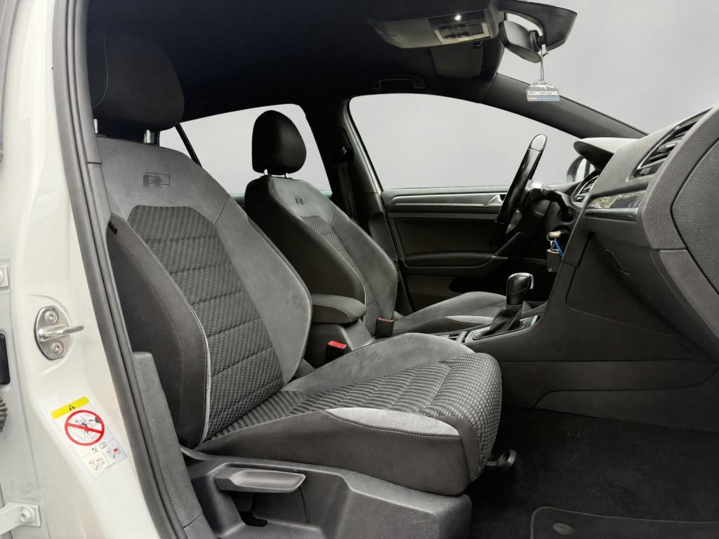 Volkswagen Golf 1.5 tsi highline business r