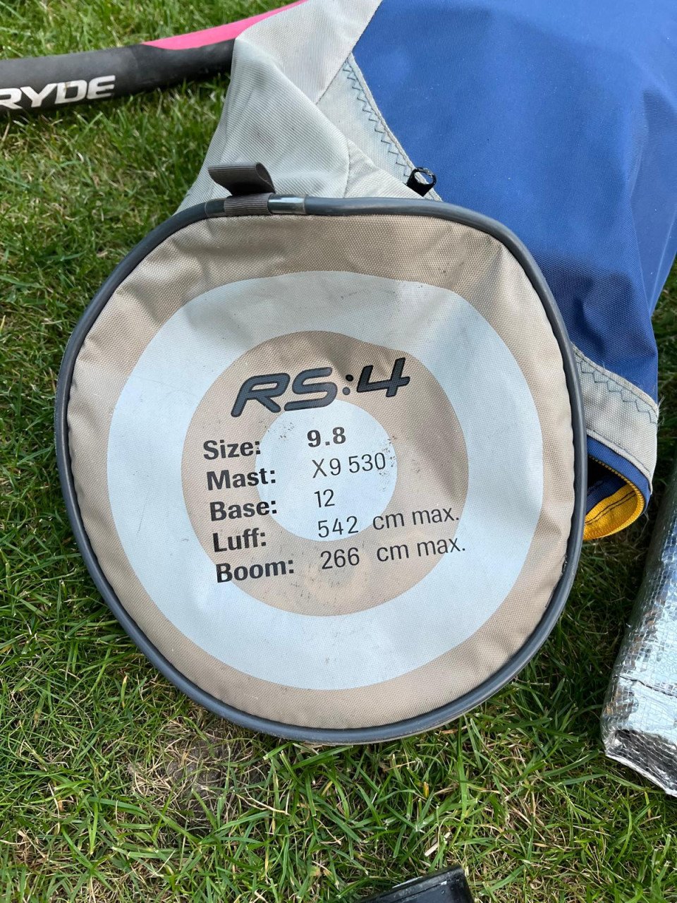 Neilpryde RS4 windsurfzeil 9,8 en 11,6 m2, met masten + giek