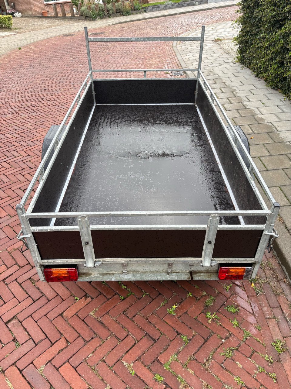 Aanhanger / aanhangwagen 250x125