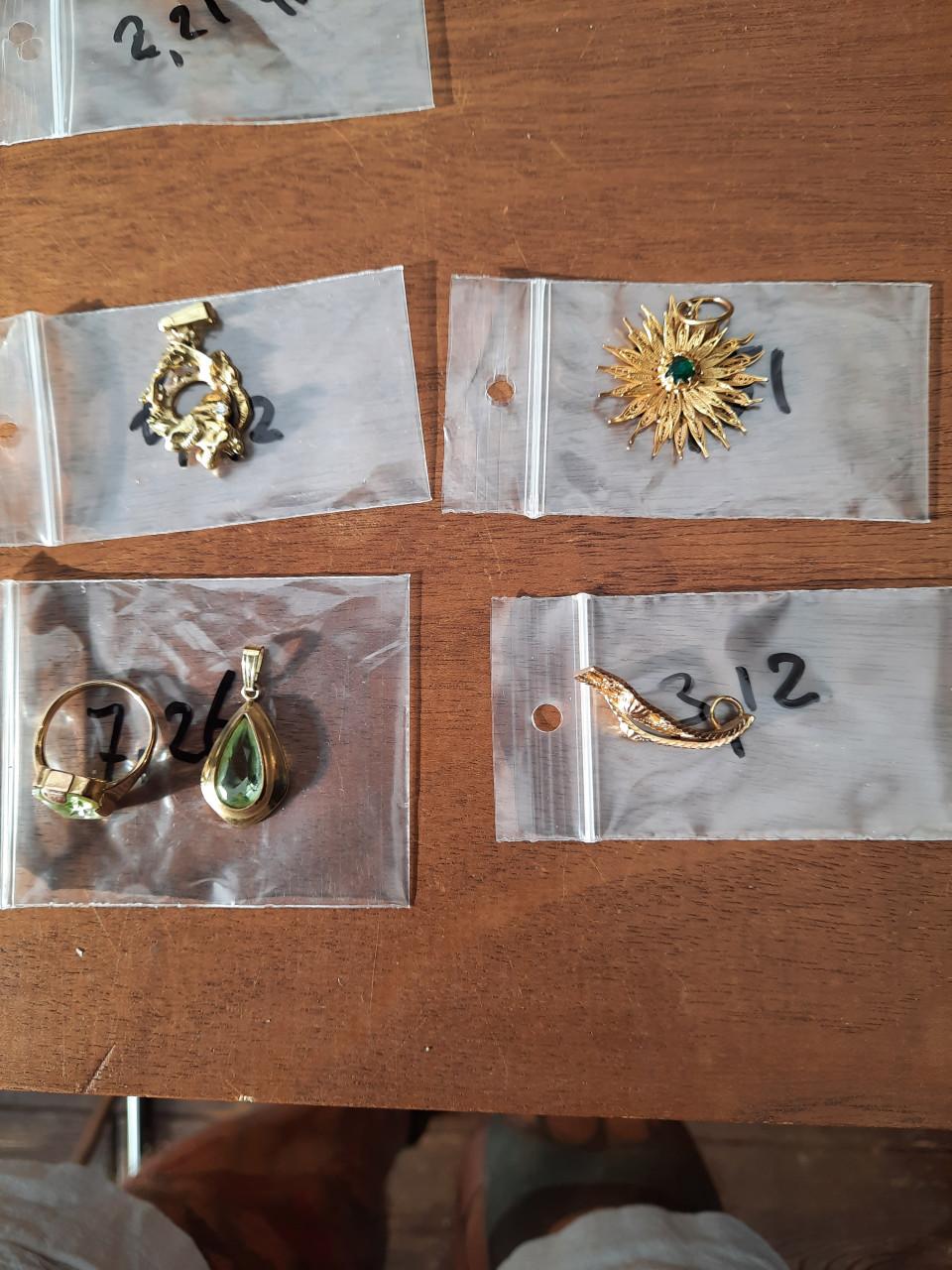 Oude / Klederdracht sieraden.