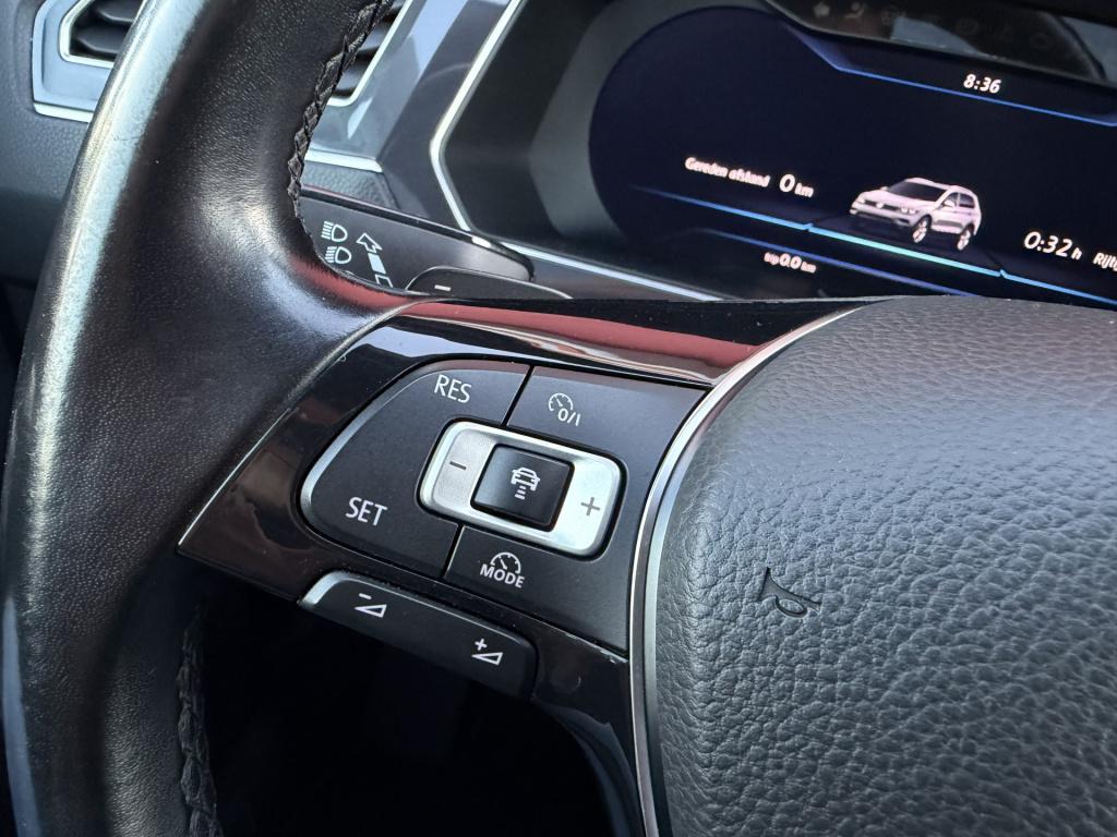 Volkswagen Tiguan 2.0 tsi 4motion highline | pano | acc | carplay | rijklaa