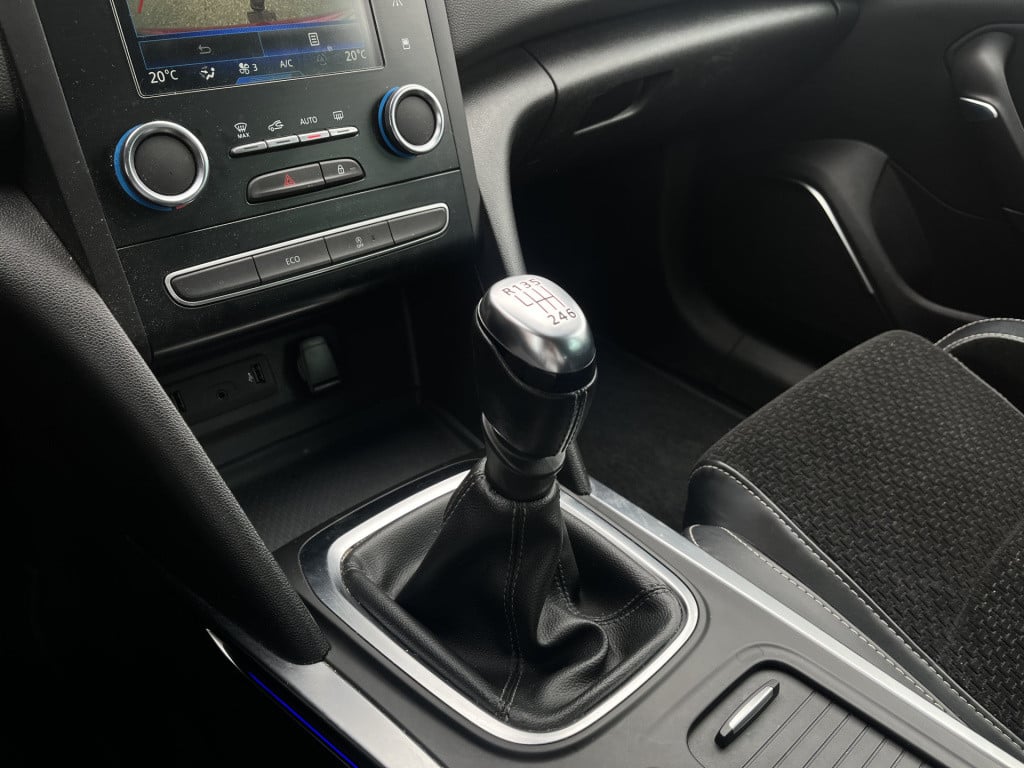 Renault Megane 1.3 tce | camera | trekhaak | navi