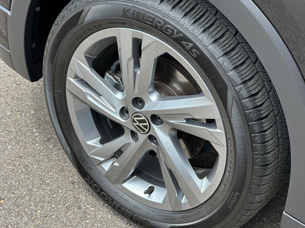 Volkswagen T-cross 1.5 tsi 150pk dsg r-line | camera | trekhaak | navi | iq
