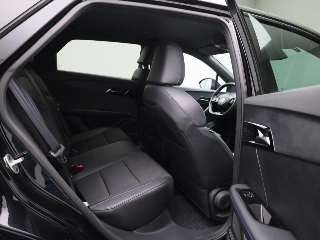 MG Mg4 long range luxury 64 kwh | navi | led koplampen | 360 camera | carpl