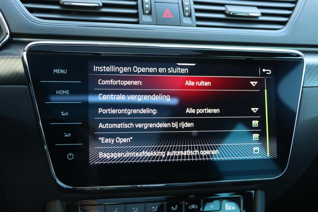 Skoda Superb combi 1.4 tsi iv sportline 218pk dsg6