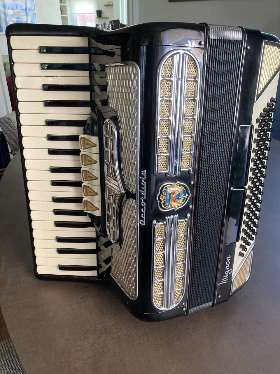 Accordiola accordeon
