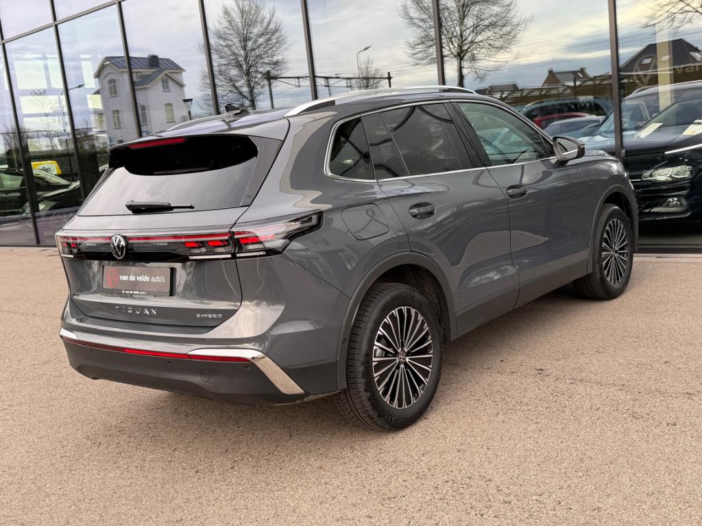 Volkswagen Tiguan 1.5 ehybrid elegance 204pk | trekhaak | 360 camera | dode