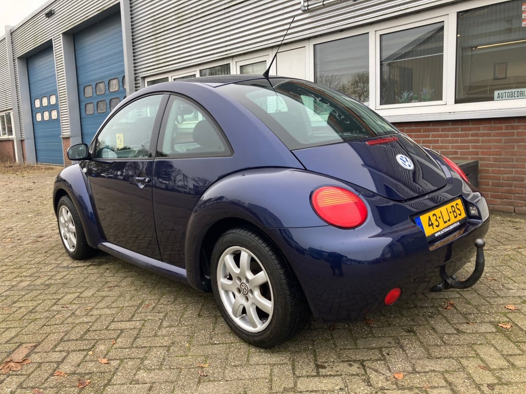 Volkswagen New Beetle 1.6 airco cruisse