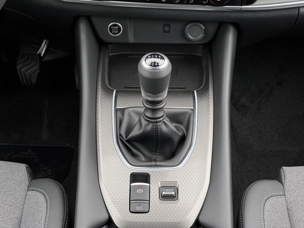 Nissan Qashqai 1.3 mhev n-connecta panoramadak + cold pack