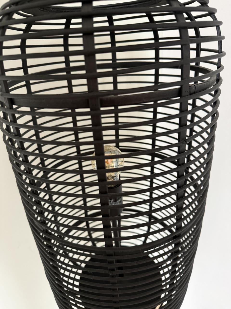 ZEER MOOIE staande Vloerlamp. Hoogte 135 cm.