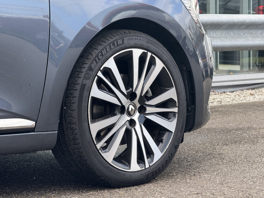 Renault Clio 1.6 e-tech hybrid 140 initiale paris | nl-auto | dealer ond. |