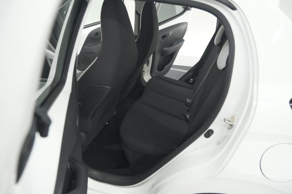 Citroen C1 1.0 vti feel | airco | bluetooth radio | getint glas | 5 deurs