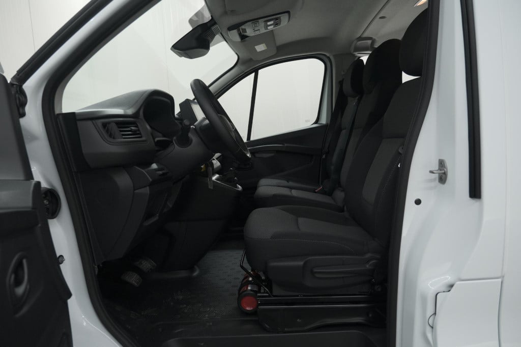 Renault Trafic 2.0 blue dci 130 t29 l2h1 advance dc | 6 zitplaatsen | camer