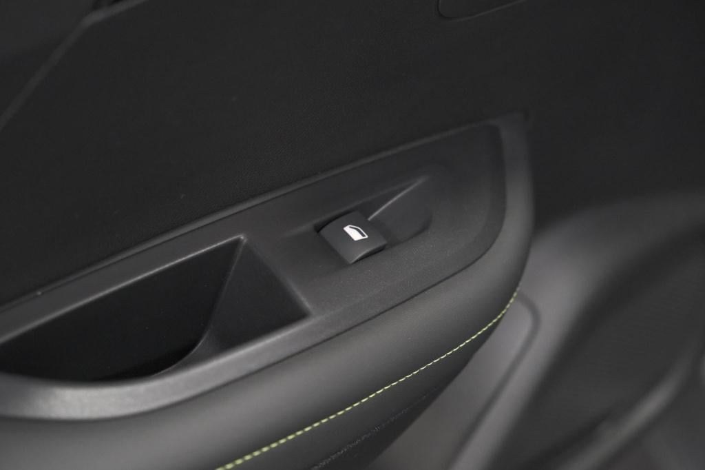Peugeot 2008 1.2 hybrid 145 gt | 360 camera | adaptieve cruise control | do