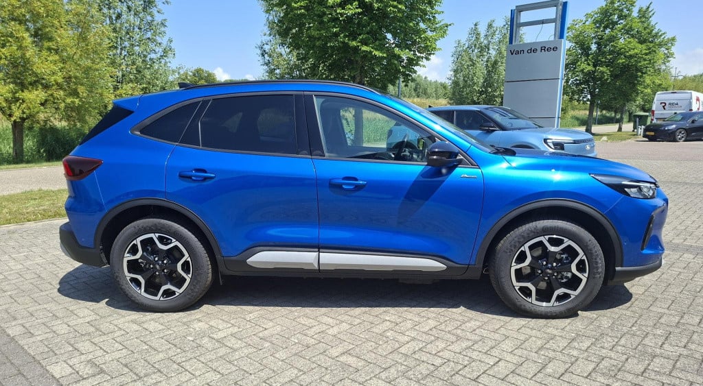 Ford Kuga 2.5 phev active x