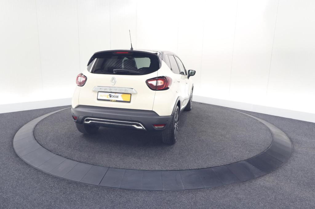 Renault Captur tce 120 edc initiale paris | camera | dodehoekdetectie | pan