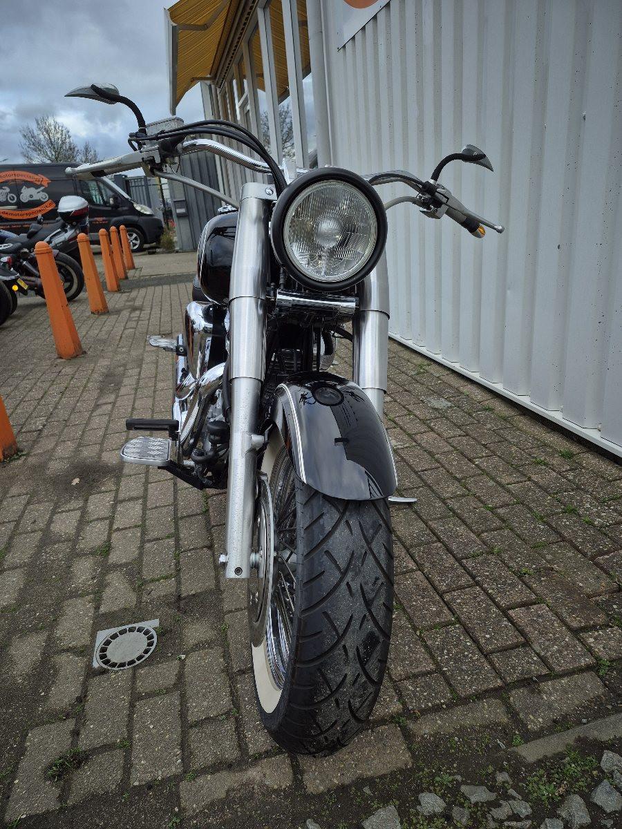 Yamaha Wildstar 1600 Special uit 2004