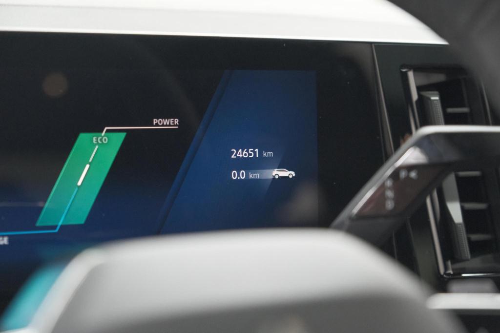 Renault Austral 1.2 e-tech full hybrid 200 techno | 1500 kg trekgewicht | 3