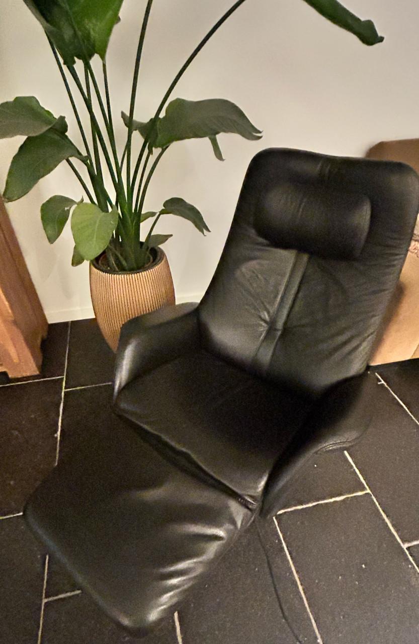 Zeer mooie zwarte elektrische relax fauteuil