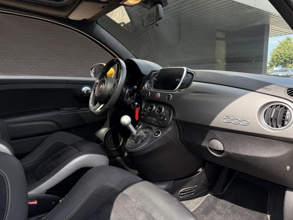 Fiat 500 1.4 t-j ab 595 pista // sabelt carbon stoelen //