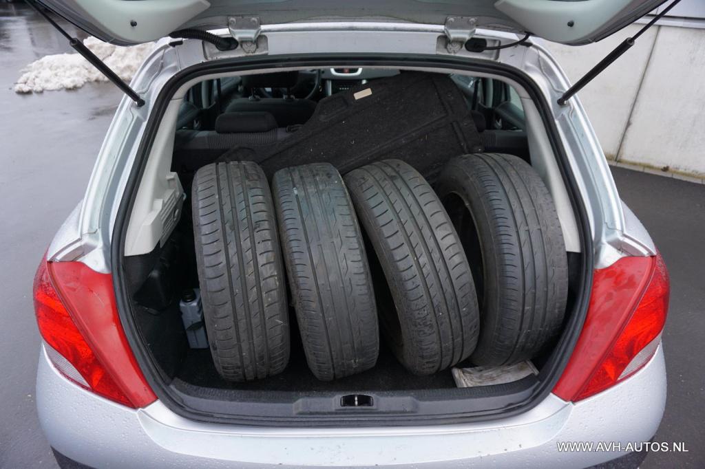 Peugeot 207 1.4 vti access