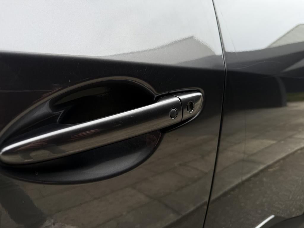 Mazda Cx-3 2.0 skyactive g // automaat, leder, keyless, stoelverwarming //