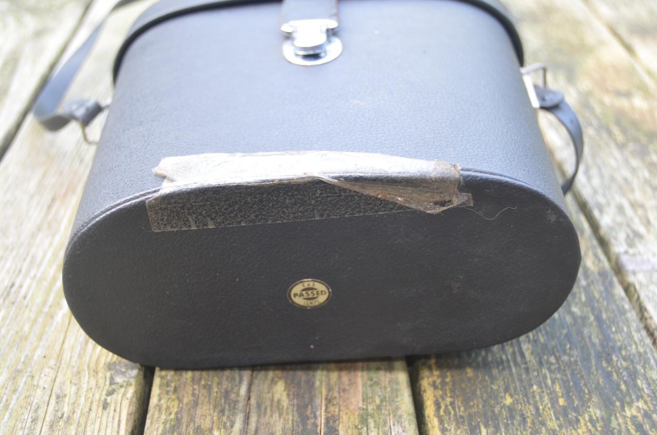 Chinon verrekijker met etui igst.