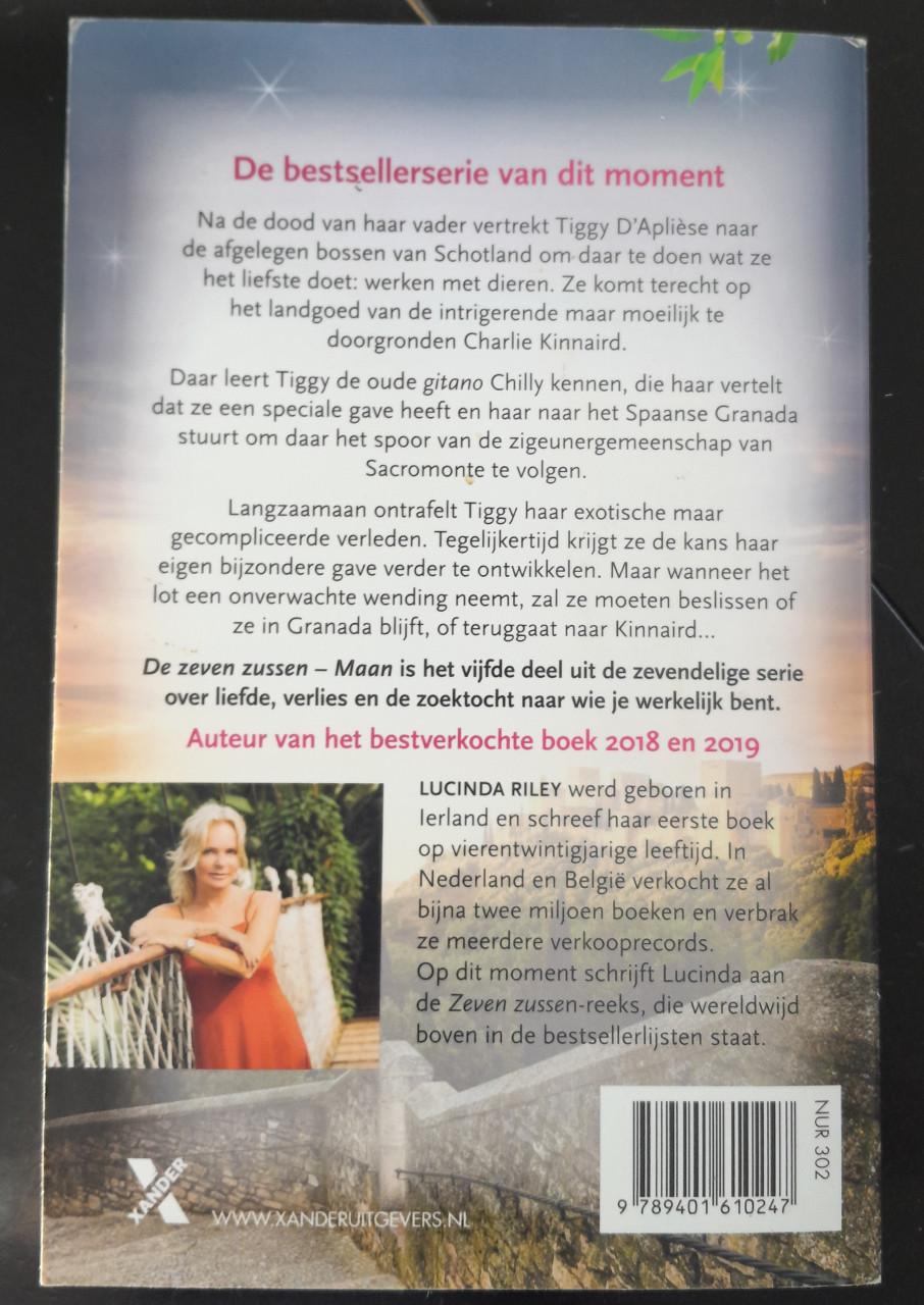 Serie De zeven zussen van Lucinda Riley.